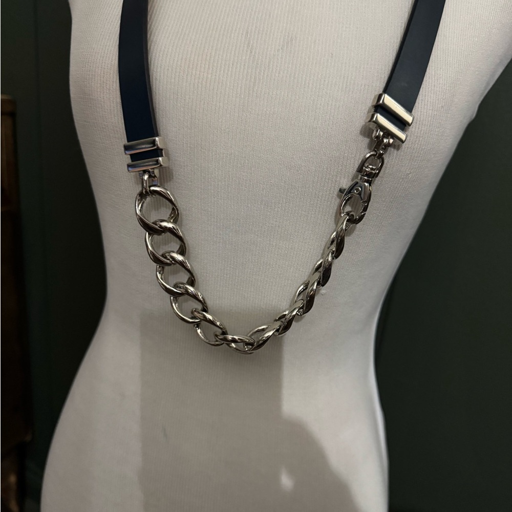 Albatros navy Belt with silver Chunky Curb Chain Design